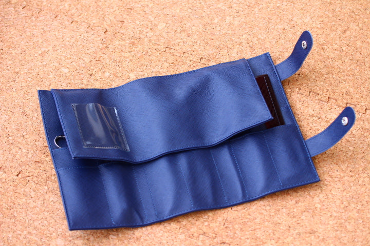 剪刀包 Saffiano 風格卷包 海軍藍 PU 皮革